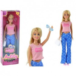 Anlily Lastenukk pikkade blondide juustega...